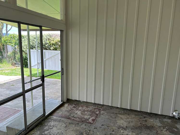 39 President Avenue Papakura_13
