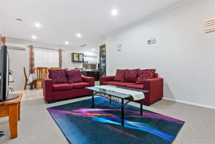 77 Valderama Drive Flat Bush_6