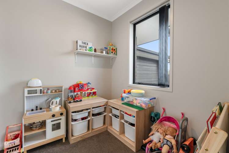 6 Atkins Way Ohauiti_13