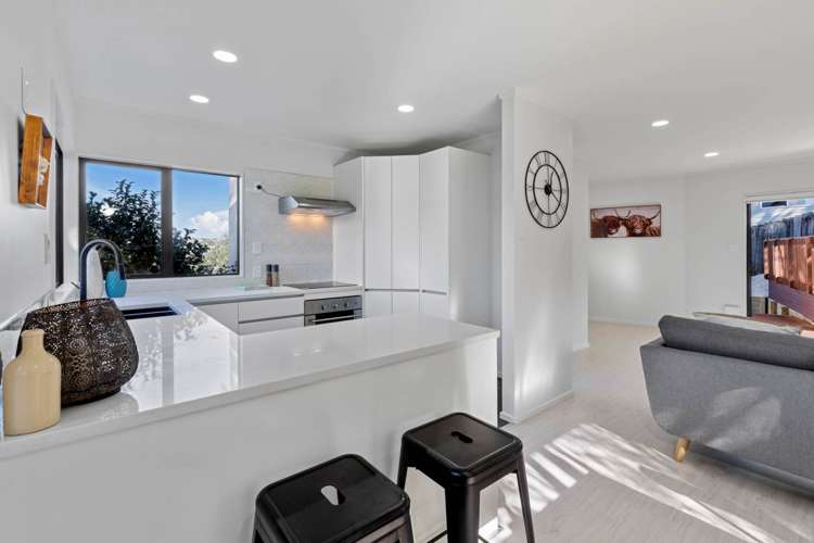 2/35 Camrose Place Glenfield_9