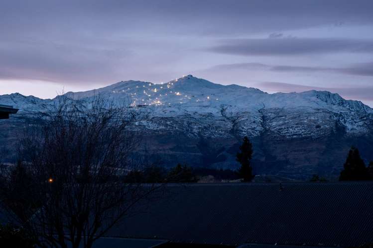 1 Wellswood Way, Quail Rise Lower Shotover_3