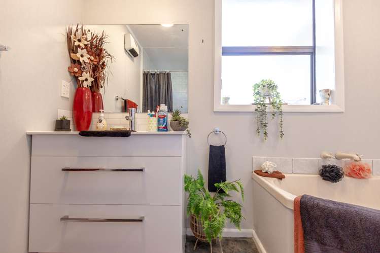 54 Firth Street Cobden_22