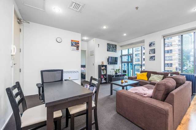 501/2 Beach Road Auckland Central_4