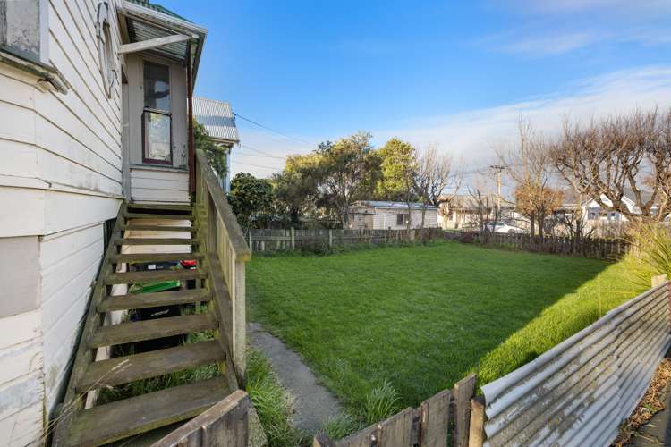 44 Law Street Caversham_15