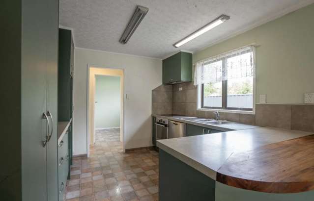 102 Taupahi Road 11211_3