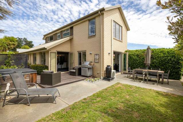 16 Len Hale Place Parklands_1