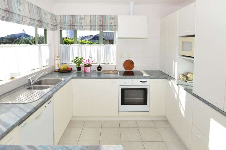 3 Francis Skinner Place Orewa_1