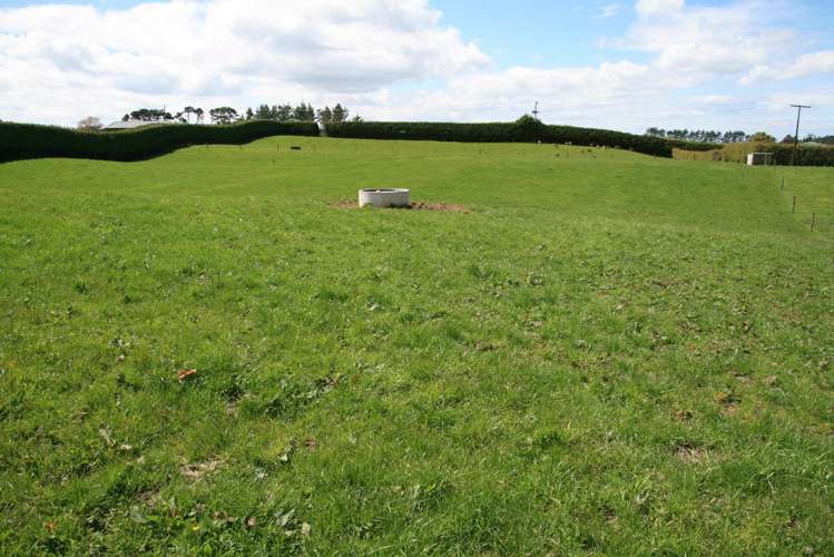 2105 and 2127 Hastings Road Stratford_15