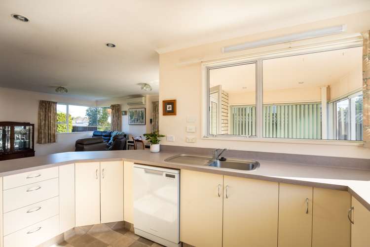 1 Wrantage Street Westown_14