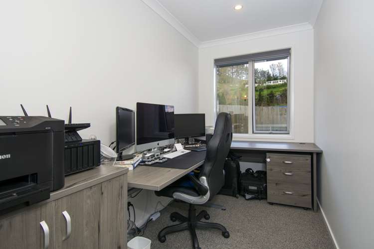 288 Ballintoy Park Drive Welcome Bay_13