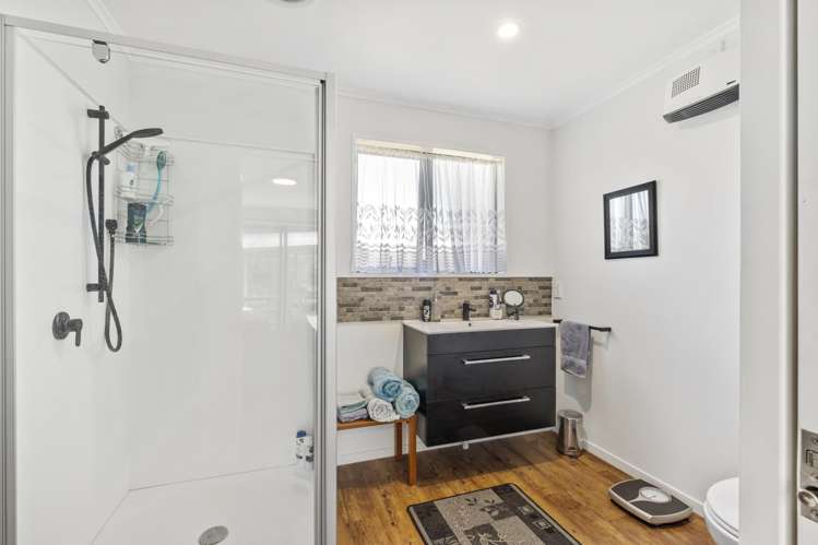 12 Achray Street Waiau_9