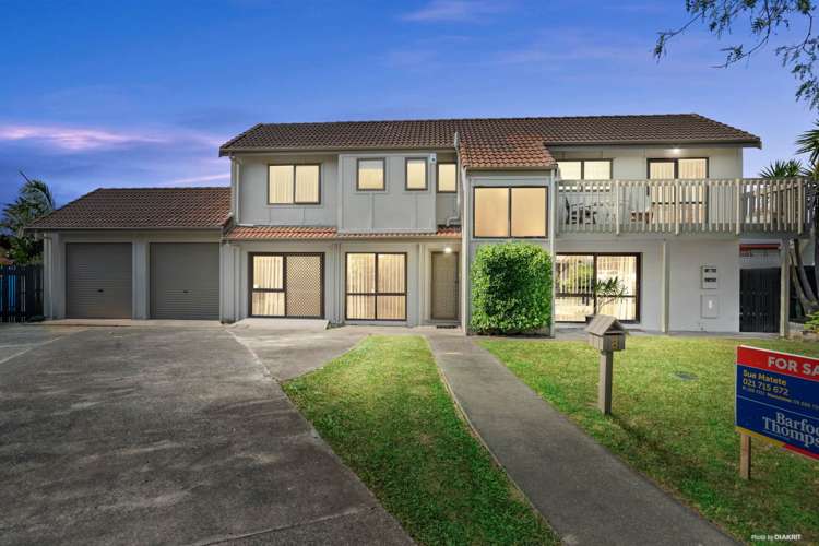 8 Kaanapali Place Wattle Downs_0