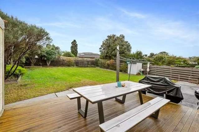24 Laura Street Kelston_1