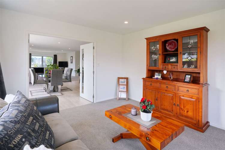 15 Uffington Drive Rolleston_8