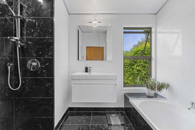 3H Wallace Place Westown_15