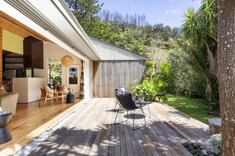 34 Karekare Road Karekare_3