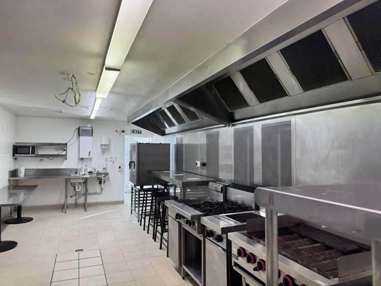 2 Queen Street Northcote Point_7