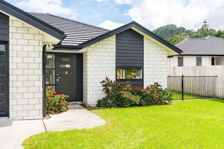 4 May Grove Lane Tamaterau_21