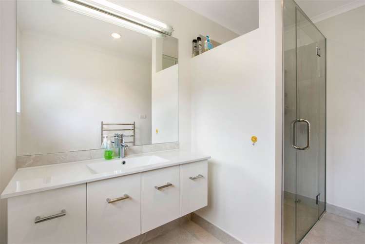 2 Friis Drive Katikati_11