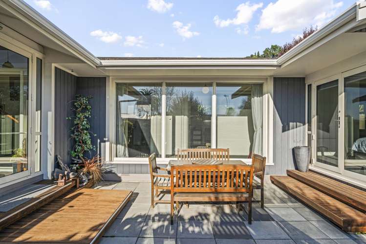 1 Gunns Crescent Cashmere_5