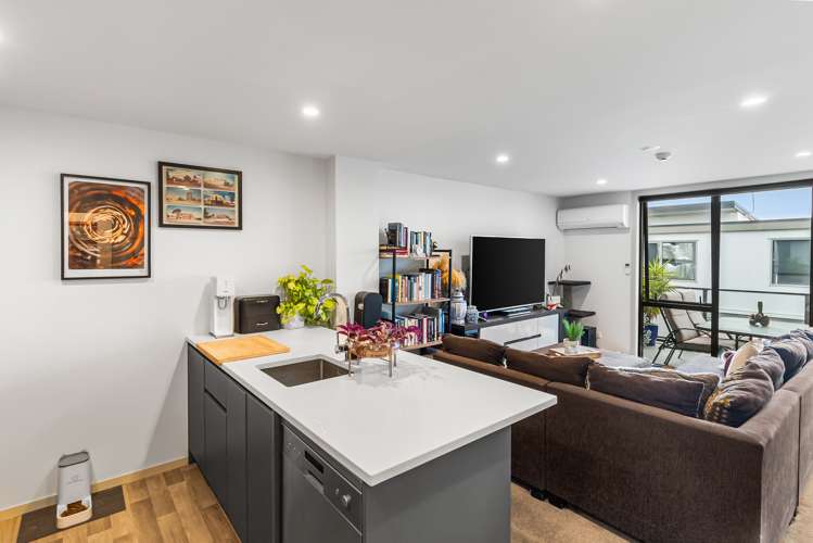 5/378 Worcester Street Linwood_5