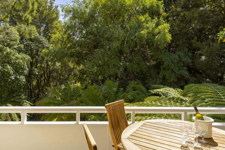 45 Ingle Avenue Waipahihi_19