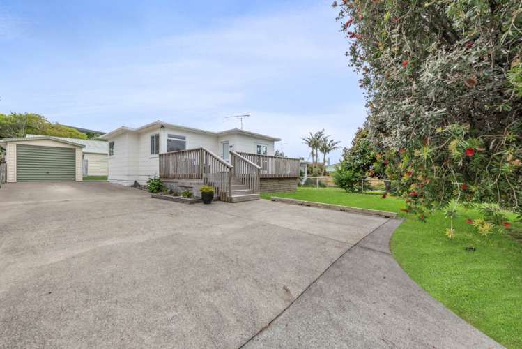 26 Bell Road Beachlands_11