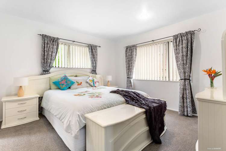 2/1 Merton Avenue Glenfield_11