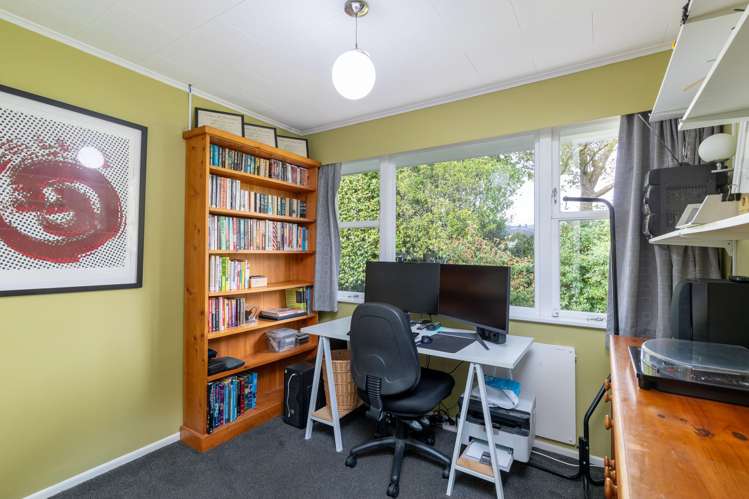 44 Holdsworth Avenue Trentham_10