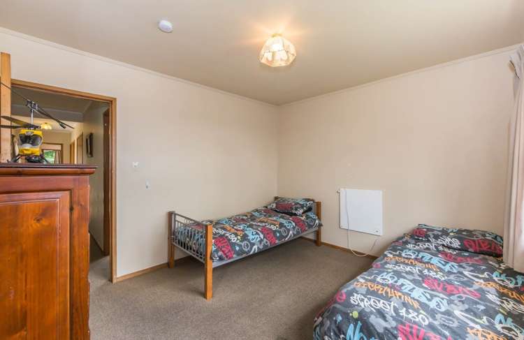 13 Castleton Street Birkdale_19