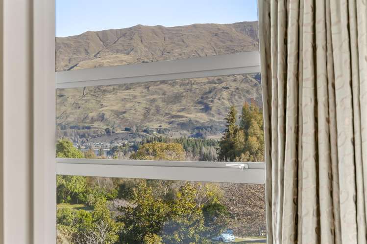 6 Clearview Street Wanaka_13