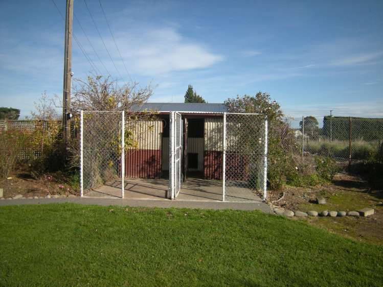 692 Robinsons Road Rolleston_11