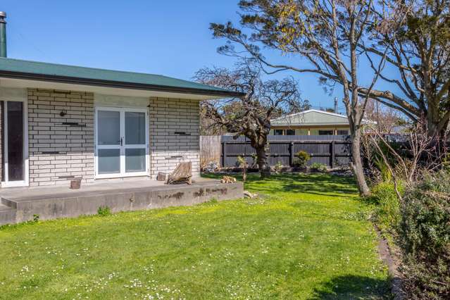 6 Farrier Grove Featherston_2