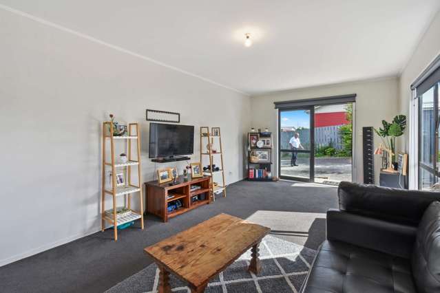 1/25 Coombe Avenue Otara_2