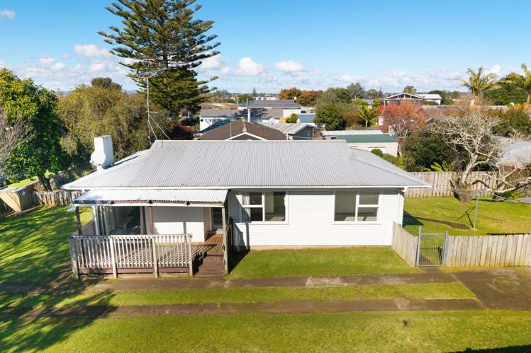 81 Crawford Avenue Mangere_19