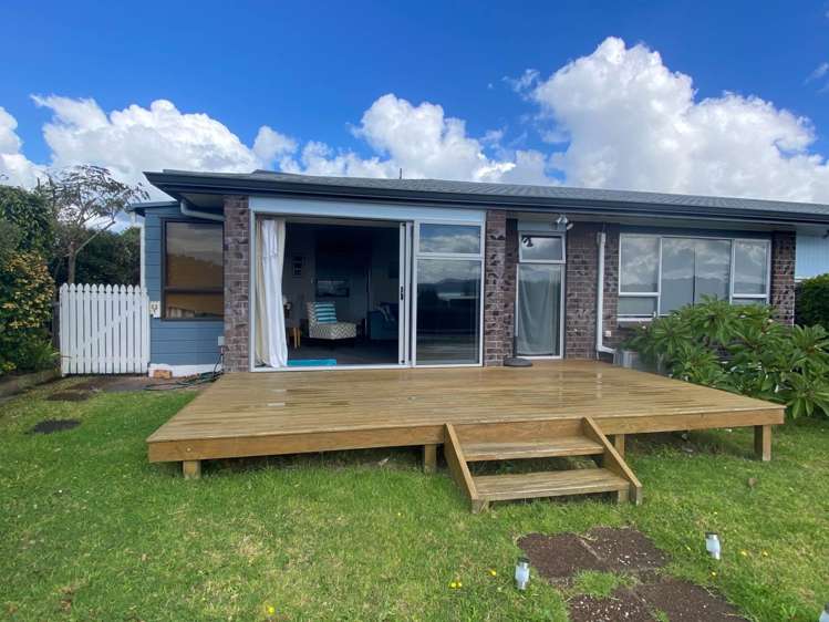 1/33 Rosario Crescent Red Beach_8