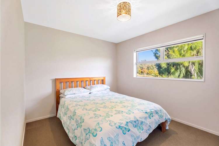 1 Neill Boak Place Beachlands_16