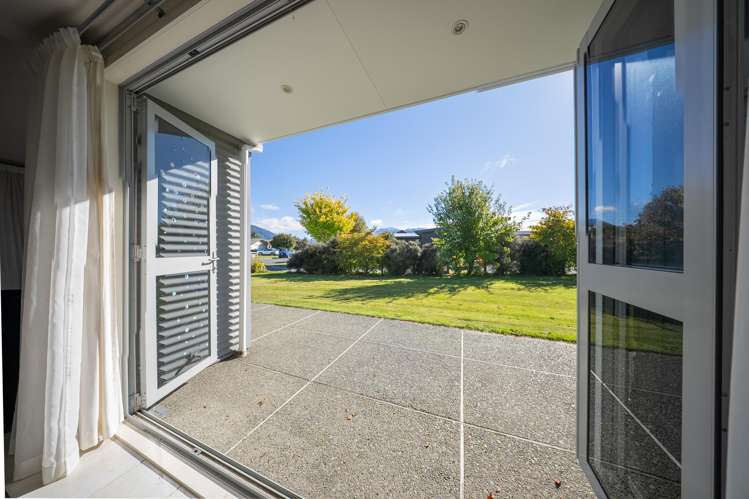 25 Pop Andrew Drive Te Anau_13