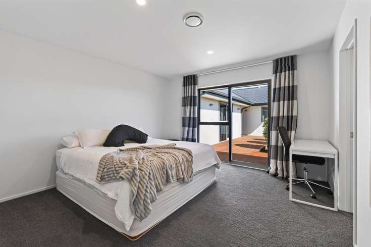 16 Landsborough Drive Darfield_16