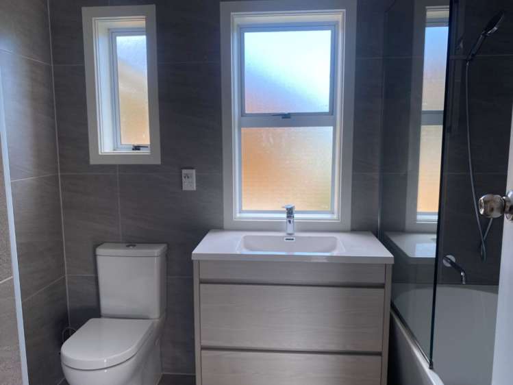 1/1 Picton Street Howick_4