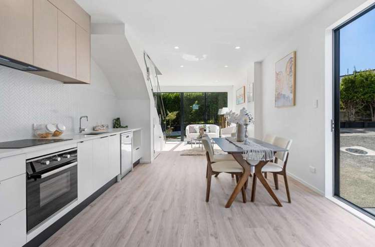4/10 Hutchinson Road 1648_1