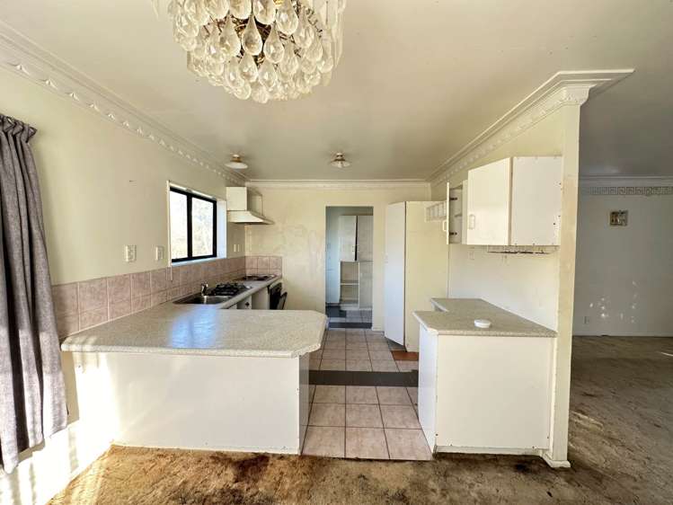 18 Phoenix Place Papatoetoe_8