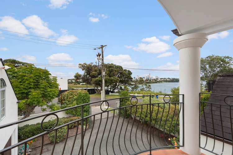 90 Ngataringa Road Devonport_0