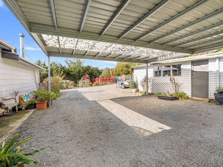 18 Troup St Herbert_21