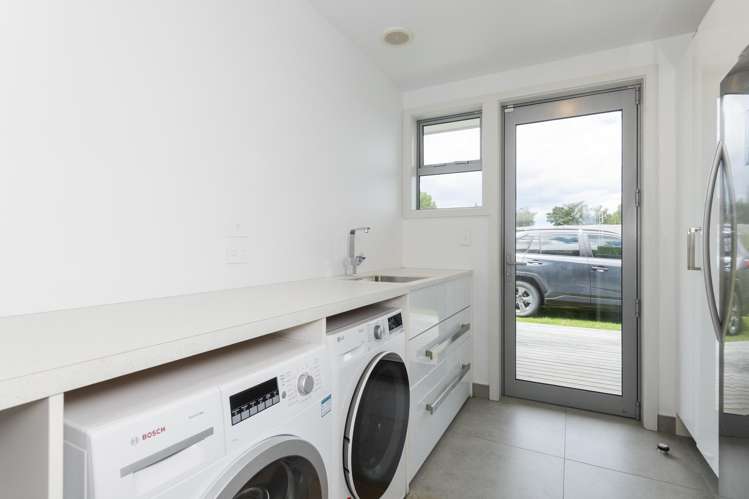 547 Nelson Road Lytton West_18