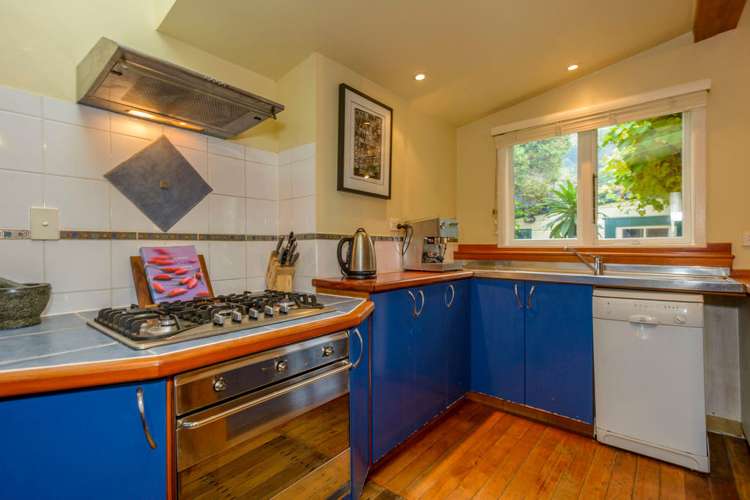 16 Ticehurst Road Lyttelton_7
