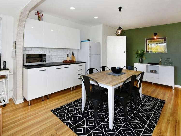 48 North Terrace Darfield_6