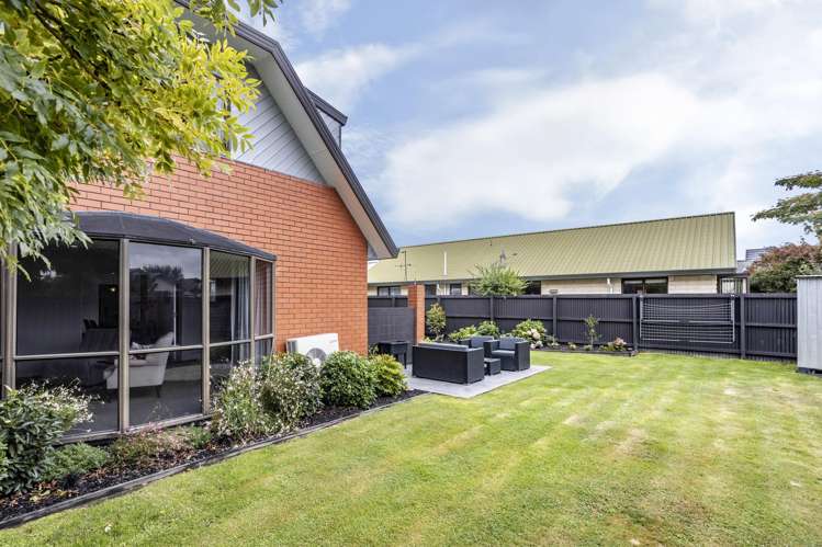 10 Pyatt Place Redwood_37