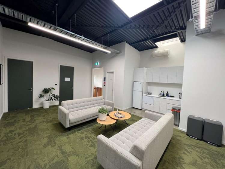 209 Queen Street East Hastings Central_6