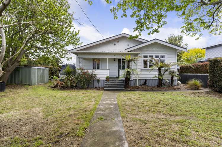 51 and 51A Harding Avenue Mt Wellington_1